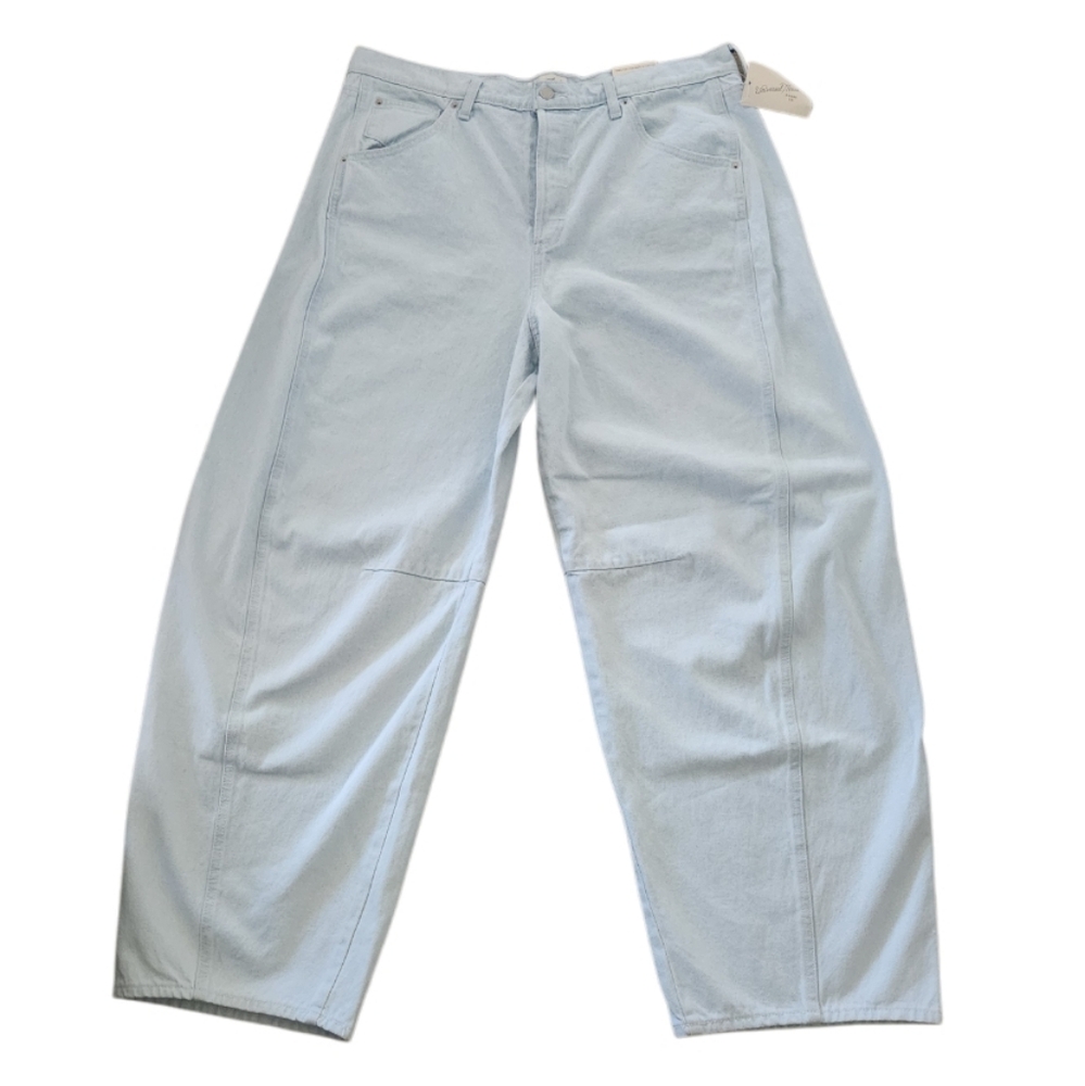 Universal Thread Light Blue Barrel Leg Jeans
